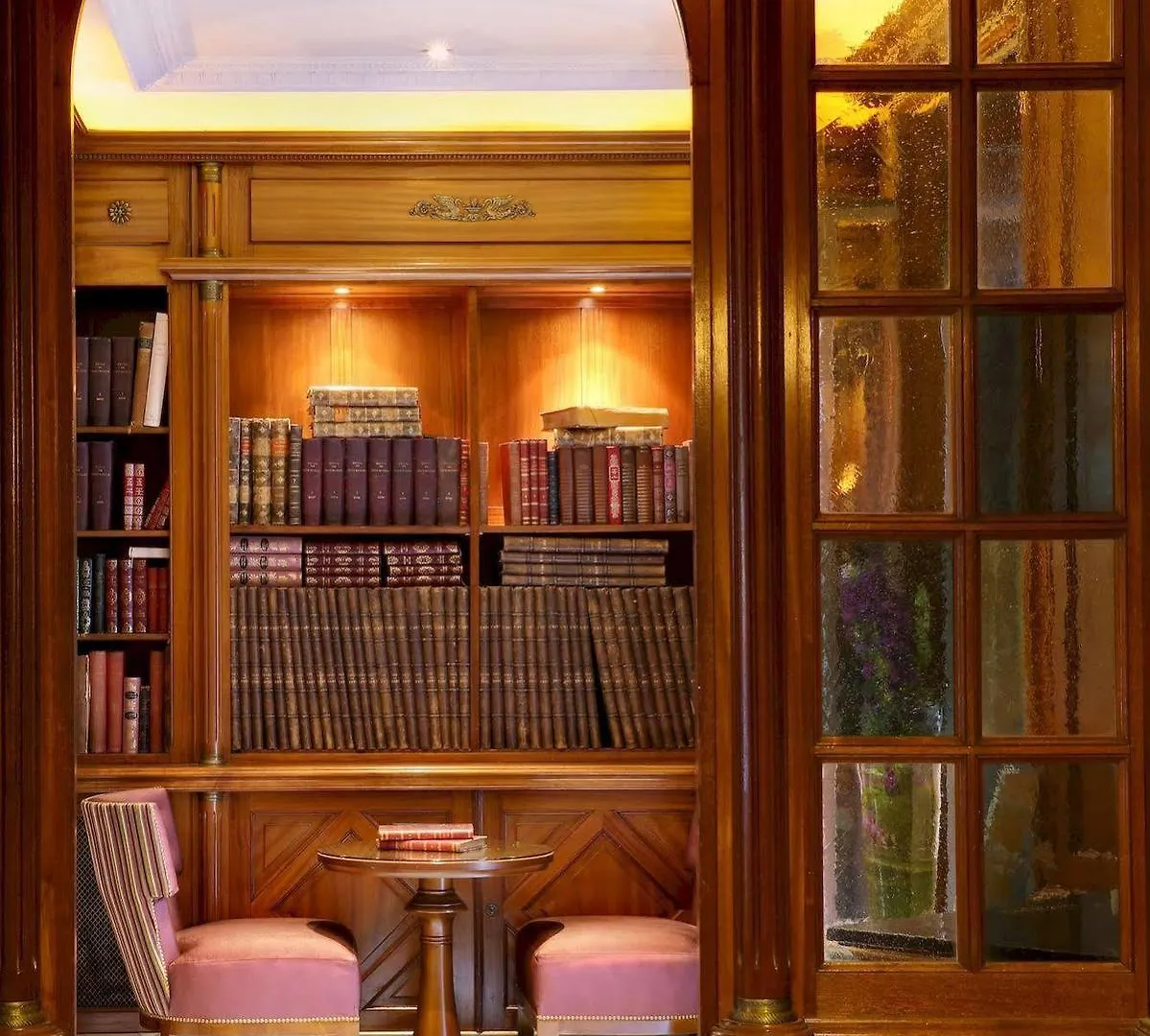 Hotel Western Premier Trocadero La Tour 4*