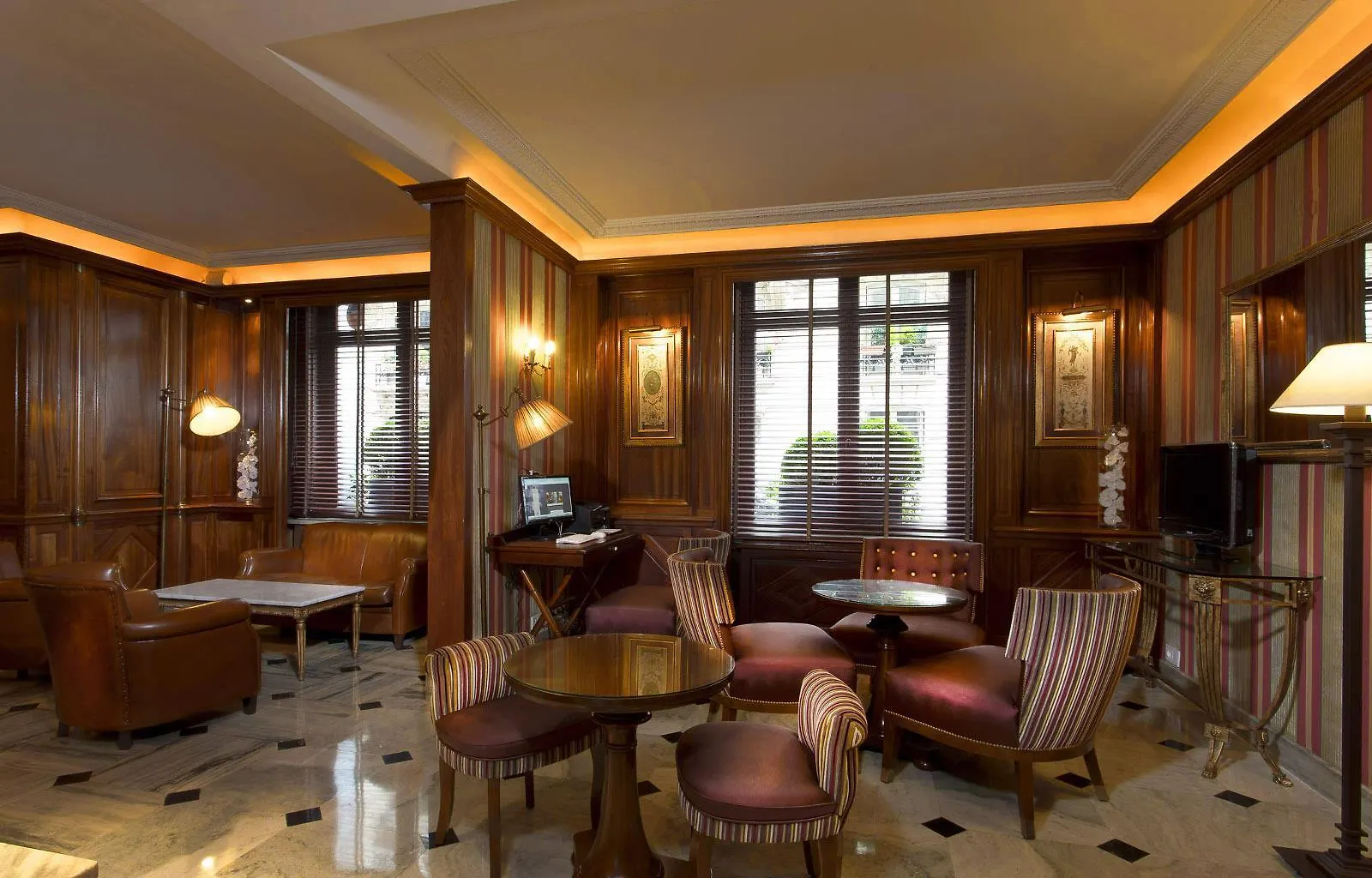 Western Premier Trocadero La Tour Hotel 4*