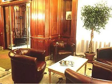 Western Premier Trocadero La Tour 4* Paříž