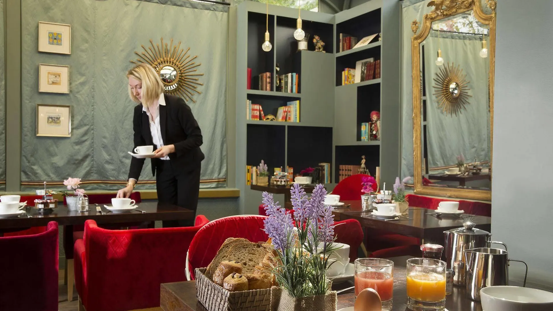 Hotel Western Premier Trocadero La Tour 4*